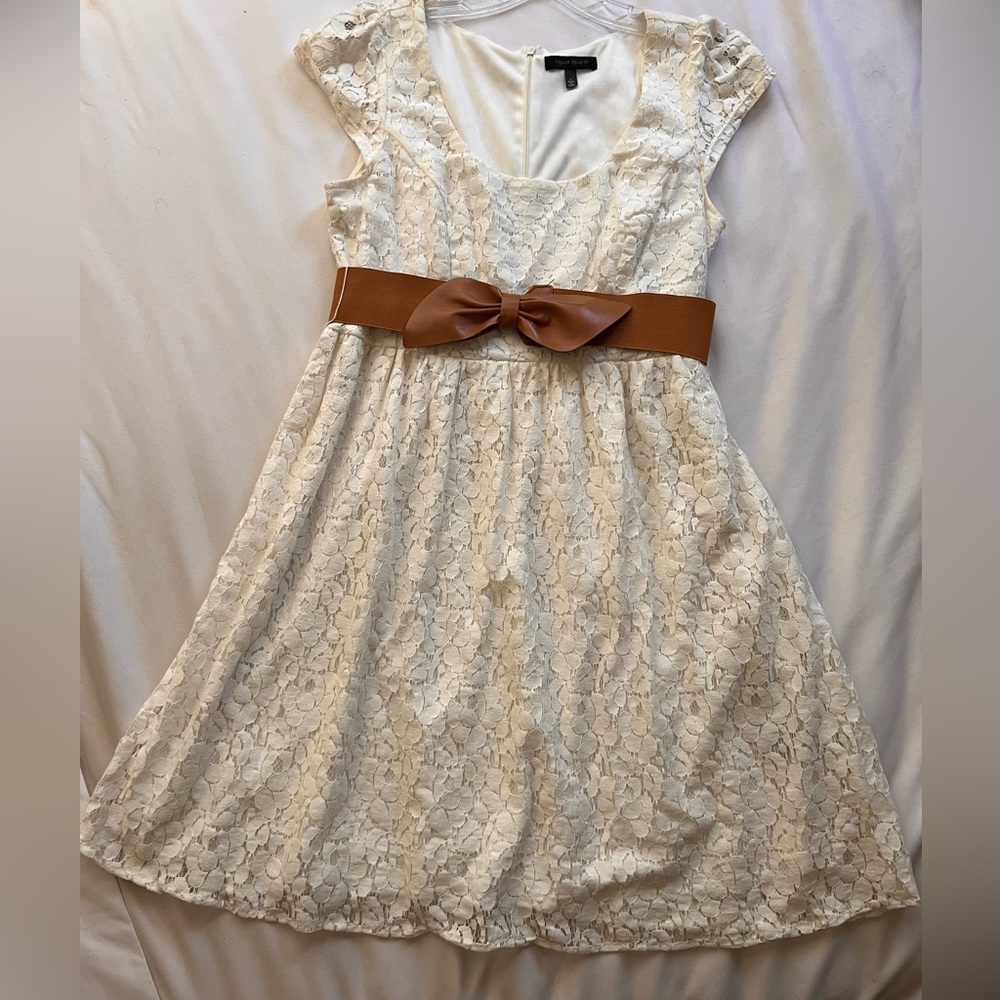 White lace dress size L junior